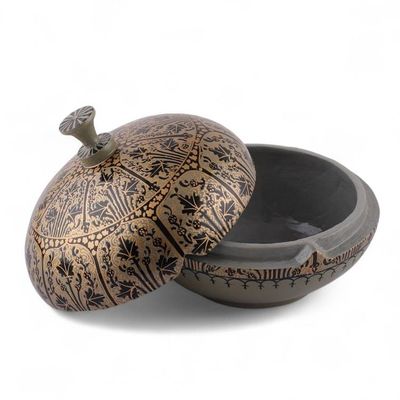 Alternate image for Nature-Themed Papier Mache and Wood Decorative Box Large Kashmir Marvel