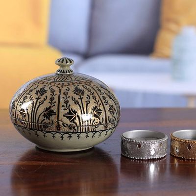 Alternate image for Nature-Themed Papier Mache and Wood Decorative Box Large Kashmir Marvel