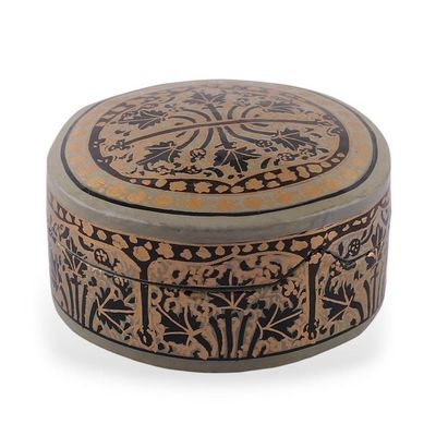 Alternate image for Leaf-Themed Round Papier Mache and Wood Decorative Box Kashmir Spectacle