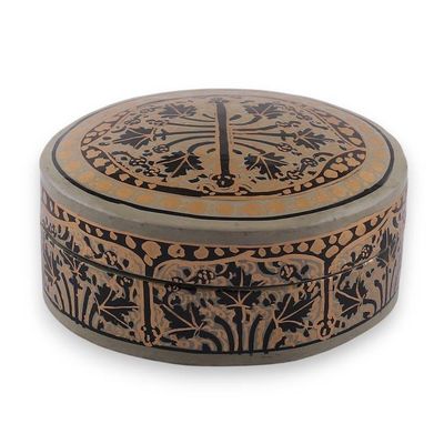 Alternate image for Artisan-Made Leaf-Themed Papier Mache Decorative Box Small Kashmir Wonder