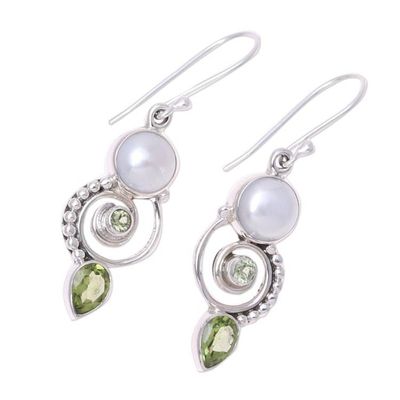 Alternate image for Cultured Pearl Peridot Sterling Silver Dangle Earrings Elegant Labyrinth