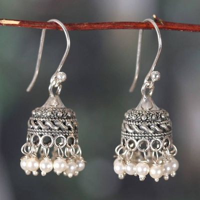 Alternate image for Traditional Natural Cream Cultured Pearl Chandelier Earrings Pearly Epoch