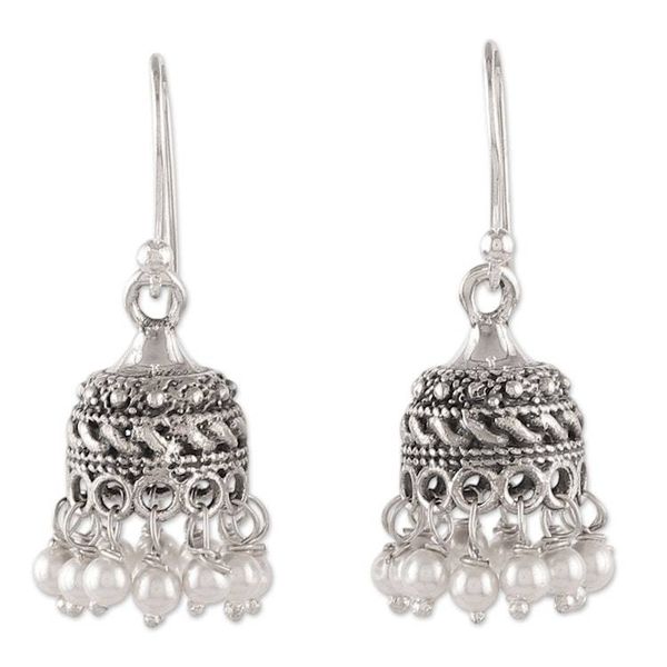 Alternate image for Traditional Natural Cream Cultured Pearl Chandelier Earrings Pearly Epoch