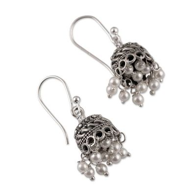 Alternate image for Traditional Natural Cream Cultured Pearl Chandelier Earrings Pearly Epoch