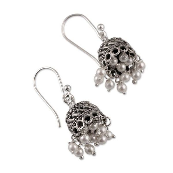 Alternate image for Traditional Natural Cream Cultured Pearl Chandelier Earrings Pearly Epoch