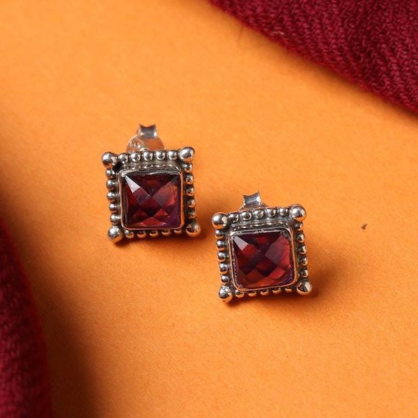 Alternate image for Polished 4-Carat Amethyst and Sterling Silver Stud Earrings Lavender Enchant