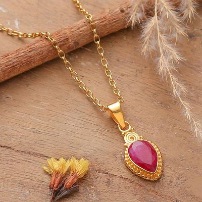 Primary image for Gold-Plated Pendant Necklace with 3-Carat Drop-Shaped Ruby Shiny Pink Rain