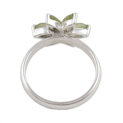 Alternate image for Peridot and Sterling Silver Floral Ring from India Sparkling Daisy