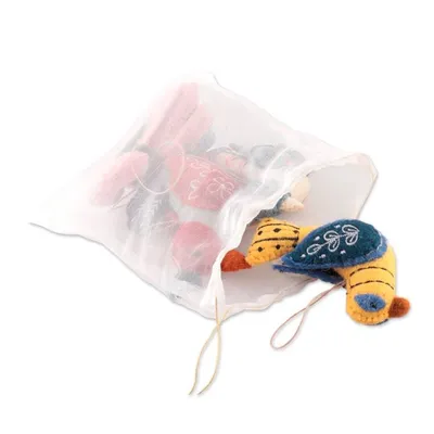 Alternate image for Bird-Themed 4-Piece Embroidered 100 Wool Felt Ornament Set Whimsical Birds