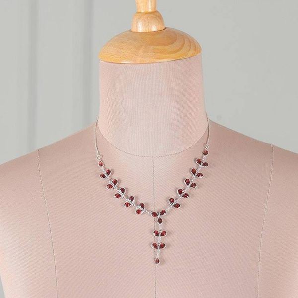 Alternate image for Leaf-Themed 15-Carat Natural Garnet Y Necklace from India Leaves of Passion
