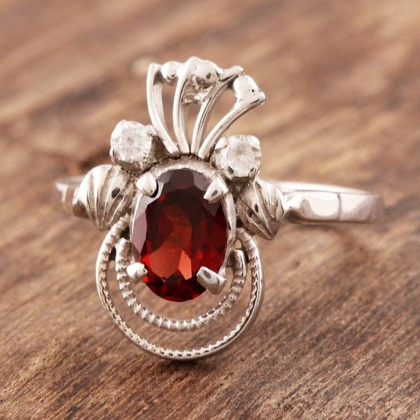 Alternate image for Garnet ring Dazzling Dew