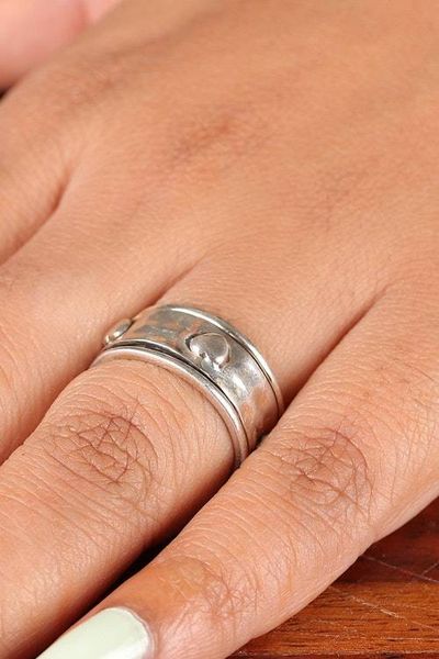Alternate image for Heart-Themed Sterling Silver Meditation Spinner Ring Rotating Hearts