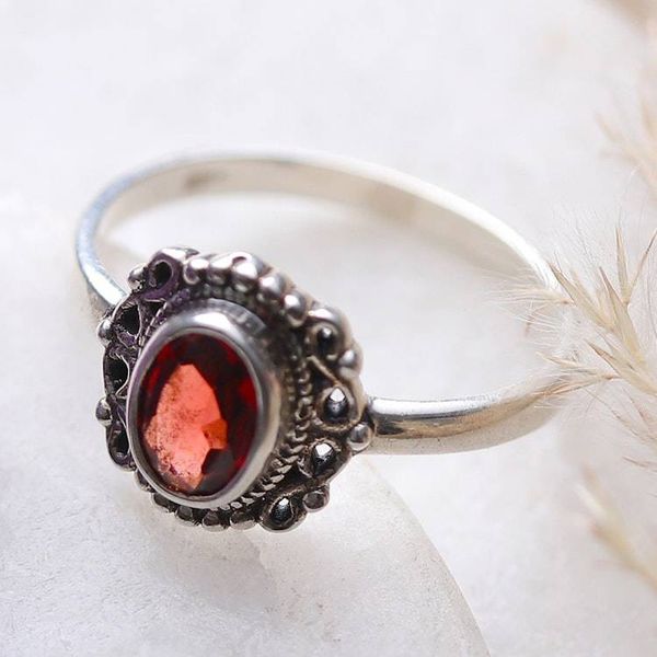 Alternate image for Baroque-Inspired Natural One-Carat Garnet Single Stone Ring Lovers Memory