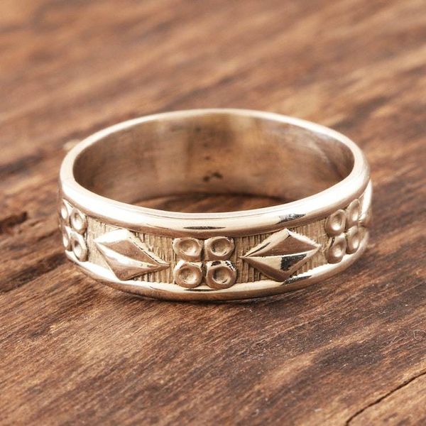 Alternate image for Womens Sterling Silver Band Ring with Diamond Motifs Shimla Shapes