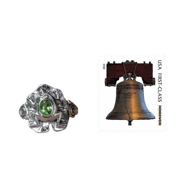 Alternate image for Peridot and silver frog cocktail ring Green Rainforest Frog