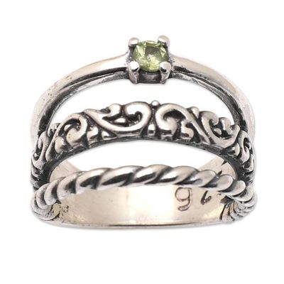 Alternate image for Traditional Single Stone Ring with Faceted Peridot Jewel Jungles Lucky Embrace