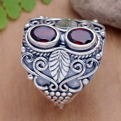 Alternate image for Leafy Sterling Silver Cocktail Ring with Faceted Garnet Gems Leafy Passion