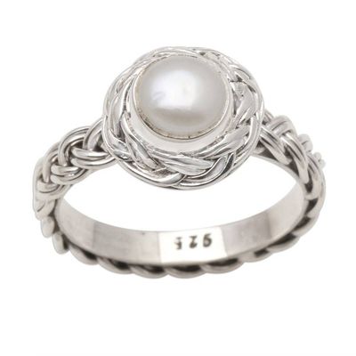 Alternate image for Elegant Cultured Pearl and Sterling Silver Ring Soul of Amlapura