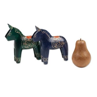 Alternate image for Pair of Hand-Painted Batik Dala Horse-Themed Wood Figurines Colorful Dala Horses
