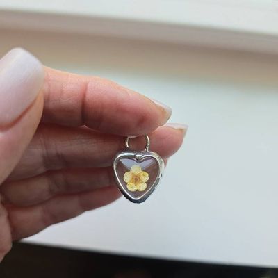 Alternate image for Pressed Flower Charm, Dainty Yellow Forget Me Not Heart Necklace, Teen Tween Gift