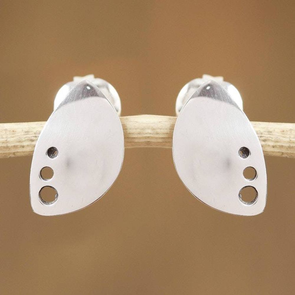 Main item image