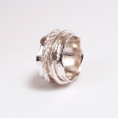 Alternate image for Argentium Sterling Silver Spinner Ring Size 7.75 Ri296