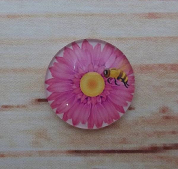 Alternate image for Bees and Daisies Fridge Magnets