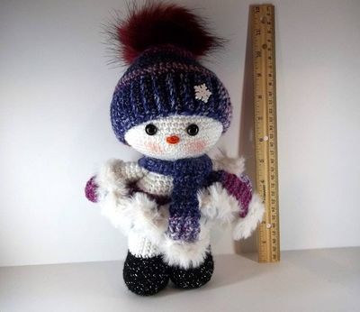 Alternate image for Amigurumi Snow Baby Girl Fern