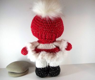 Alternate image for Amigurumi Snow Baby Girl Noelle