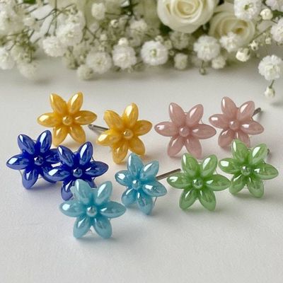 Alternate image for Green Flower Studs | Hypoallergenic Steel Recycled Jewelry