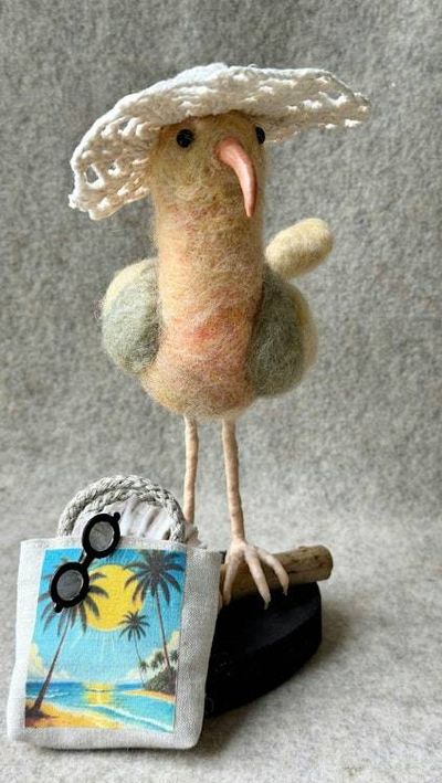 Primary image for One of a kind needle felted bird named Mavis May
