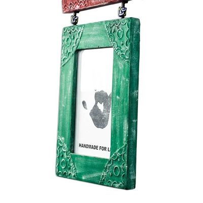 Alternate image for Wood Photo Frame Diptych from Ghana 5x7 Red and Green