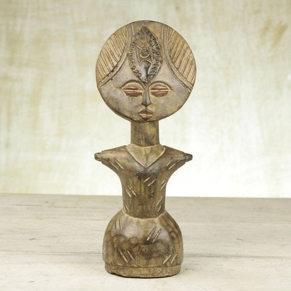 Alternate image for Wood fertility doll Teenager