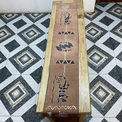 Alternate image for Gecko-Themed Hand-Painted Cotton Table Runner from Ghana Gecko Friends