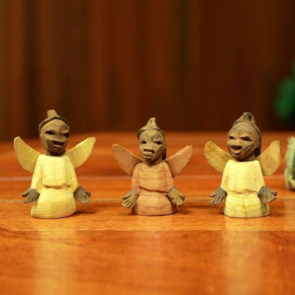 Wood ornaments Set of 6 ''