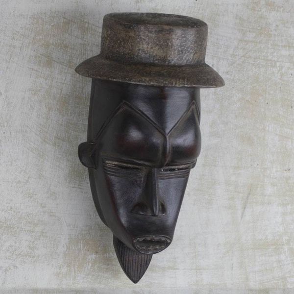 Alternate image for Ivory Coast wood mask Remembrance