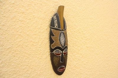 Alternate image for Nigerian wood mask Unfortunate