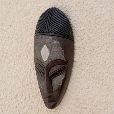 Alternate image for African wood mask Unification