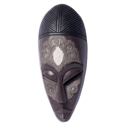 Alternate image for African wood mask Unification