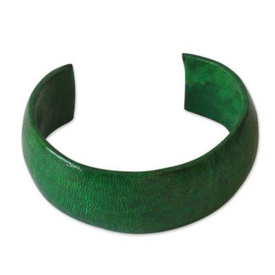 Alternate image for Handcrafted Modern Leather Cuff Bracelet Annula in Green