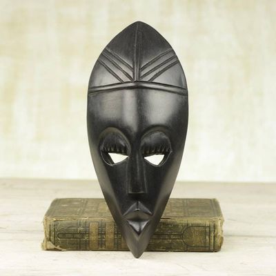 Alternate image for African wood mask Prudence