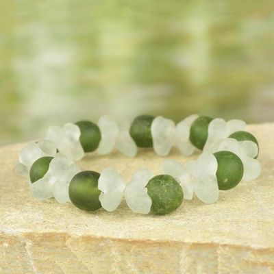 Alternate image for Recycled Glass Beaded Bracelet in Green and White from Ghana Relaxing Akorfa