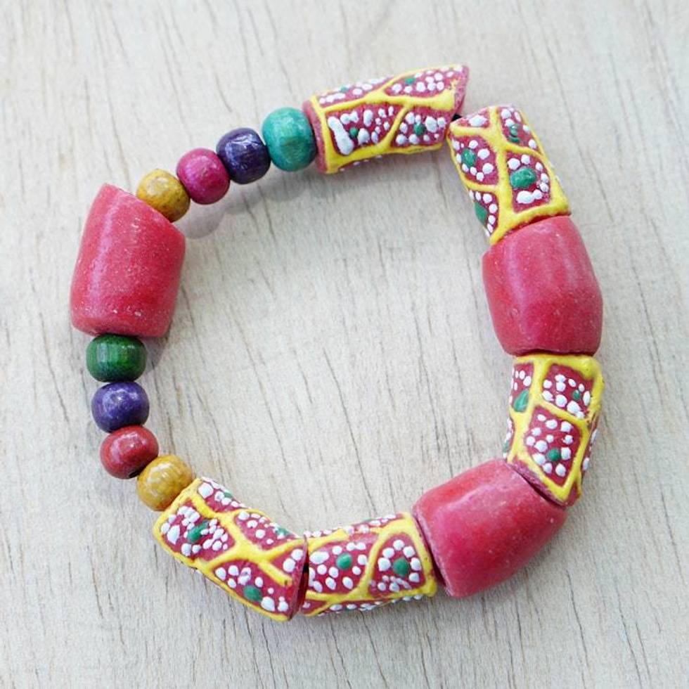 Hand Made Beaded Stretch Bracelet 'Kiss of Life'