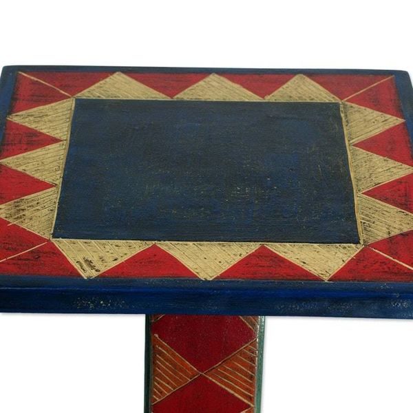 Alternate image for Hand Crafted Cedar Wood Geometric Leaf Accent Table Rustic Leaf