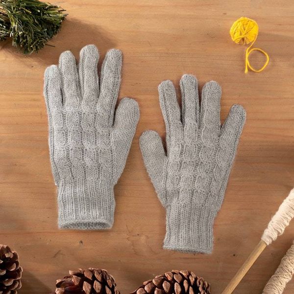 Alternate image for 100 Alpaca Cable Knit Gloves in Grey Shade from Peru Silver Braid