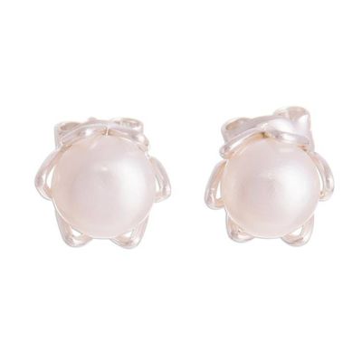 Alternate image for Swirl Pattern Cultured Pearl Stud Earrings from India Exquisite Glow