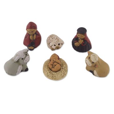 Alternate image for Andes Handcrafted 7 Piece Diminutive Ceramic Nativity Scene Christmas Meditation