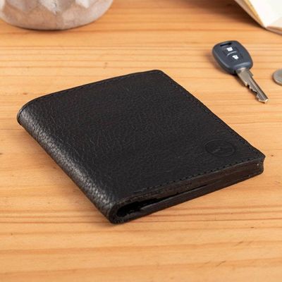 Alternate image for Handcrafted Onyx Black 100 Leather Bi-Fold Wallet for Men Classic Onyx