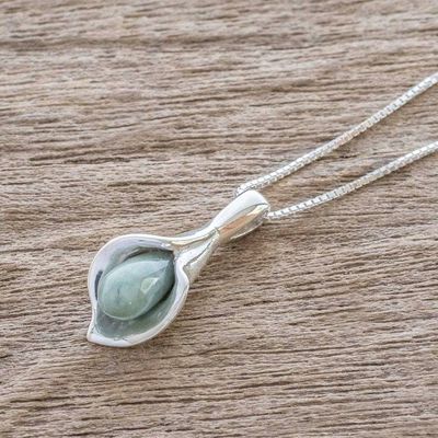 Alternate image for Lily Shaped Pendant Necklace with Light Green Jade Mixco Lily in Light Green