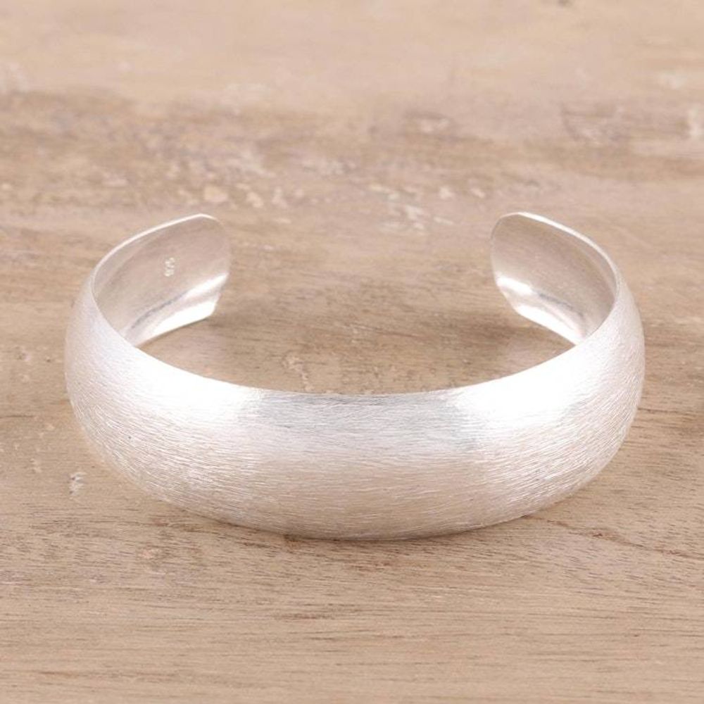 Main item image